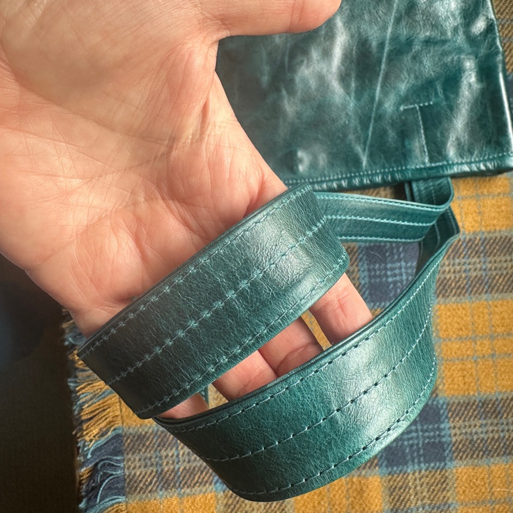 Rough and Tumble Nina Tote Bag Tourmaline - Picture 4 of 6